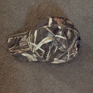 CAMOUFLAGE CAP